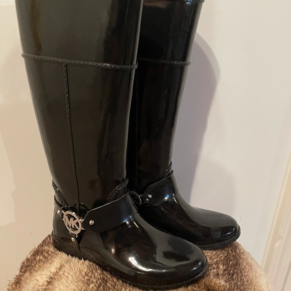 Michael Kors Shoes - 💥SOLD💥Michael Kors Rain Boot